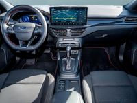 Gebraucht Ford Focus 155 PS (114 kW) 2023 Rot Limousine
