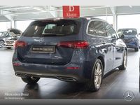 Gebraucht Mercedes B200 Progressive 163 PS (119 kW) 2023 Blau Van / Kleinbus