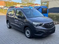 Gebraucht Opel Combo-e Life Edition 100 kW (137 PS) 2024 Volcano grey (m2) Van / Kleinbus