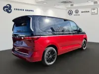 Gebraucht VW T7 Style 150 PS (110 kW) 2025 Deep black perleffekt/ fortanaro Van