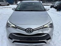 Gebraucht Toyota Avensis 147 PS (108 kW) 2018 Silber Kombi