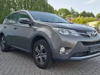 Gebraucht Toyota RAV4 124 PS (91 kW) 2014 Gold SUV