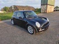 Second-hand Mini Cooper 120 CP (88 kW) 2003 Negru Hatchback