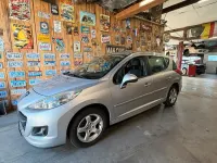 Gebraucht Peugeot 207 75 PS (55 kW) 2012 Silber Kombi