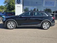 Gebraucht Audi e-tron 300 kW (408 PS) 2023 Schwarz SUV