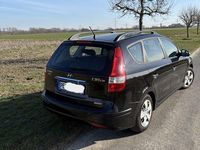 Gebraucht Hyundai i30 Classic 90 PS (66 kW) 2011 Schwarz Kombi