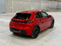 Gebraucht Peugeot e-208 Active 100 kW (136 PS) 2021 Rot Kleinwagen