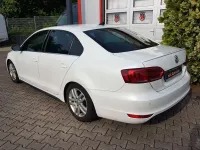 Gebraucht VW Jetta Highline 150 PS (110 kW) 2013 Weiß Limousine