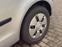 Gebraucht VW Polo 64 PS (47 kW) 2005 Silber Kleinwagen