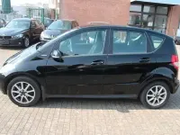 Gebraucht Mercedes A160 Edition 95 PS (69 kW) 2010 Schwarz Limousine