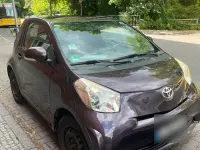 Gebraucht Toyota iQ 68 PS (50 kW) 2009 Violet Kleinwagen