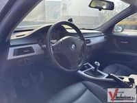 Gebraucht BMW 318 122 PS (89 kW) 2007 Grau Limousine