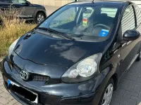 Gebraucht Toyota Aygo 68 PS (50 kW) 2009 Schwarz Kleinwagen