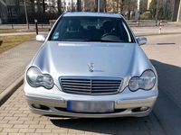 Gebraucht Mercedes C240 Elegance 170 PS (125 kW) 2000 Silber Limousine