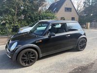 Second-hand Mini ONE 90 CP (66 kW) 2004 Negru Hatchback