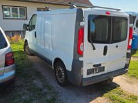 Gebraucht Opel Vivaro 114 PS (83 kW) 2007 Weiß Van / Kleinbus