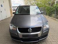 Gebraucht VW Touran 140 PS (102 kW) 2007 Andere farben Van / Kleinbus