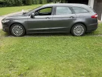 Gebraucht Ford Mondeo Titanium 160 PS (117 kW) 2015 Grau Kombi