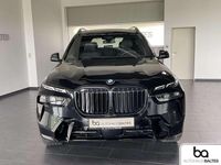Gebraucht BMW X7 M Sport 352 PS (258 kW) 2025 Saphirschwarz met. SUV