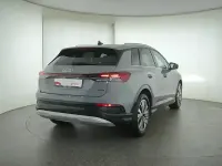 Gebraucht Audi e-tron Advanced 219 kW (299 PS) 2023 Kieselgrau SUV