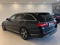 Gebraucht Mercedes E220 Exclusive 194 PS (142 kW) 2016 Schwarz Kombi