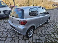 Gebraucht Toyota Yaris 68 PS (50 kW) 2000 Silber Kleinwagen