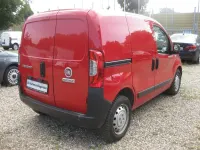 Gebraucht Fiat Fiorino 95 PS (69 kW) 2020 Colore esterno (rot) Van / Kleinbus