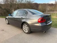 Gebraucht BMW 320 140 PS (102 kW) 2006 Grau Limousine
