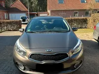 Używany Kia Ceed 99 KM (72 kW) 2014 Brązowy Hatchback