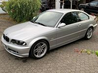 Gebraucht BMW 318 143 PS (105 kW) 2001 Silber Coupé