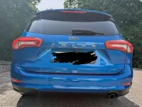 Gebraucht Ford Focus Titanium 125 PS (91 kW) 2019 Blau Kombi