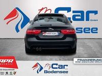 gebraucht Jaguar XE R-SPORT 4X4 *PANO*NAVI*LEDER*BiXENON*LM19*