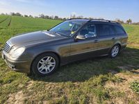 Gebraucht Mercedes E320 224 PS (164 kW) 2007 Grau Kombi