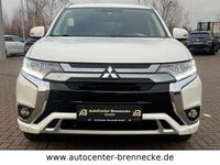 Gebraucht Mitsubishi Outlander P-HEV Basis 224 PS (164 kW) 2019 Weiß SUV