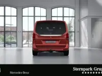Gebraucht Mercedes V300 Avantgarde 237 PS (174 kW) 2022 Rot Van / Kleinbus