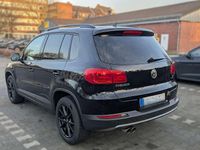 Gebraucht VW Tiguan Trendline 122 PS (89 kW) 2013 Schwarz SUV