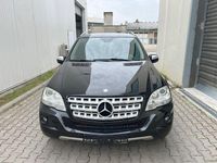 Gebraucht Mercedes ML350 211 PS (155 kW) 2010 Schwarz SUV