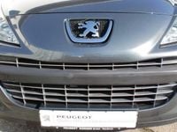 Gebraucht Peugeot 207 Tendance 95 PS (69 kW) 2012 Other Kombi