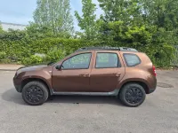 Używany Dacia Duster Lauréate 125 KM (91 kW) 2014 Żółty SUV