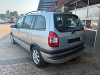 Gebraucht Opel Zafira 125 PS (91 kW) 2004 Silber Van / Kleinbus