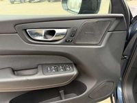 Gebraucht Volvo XC60 Ultimate 197 PS (144 kW) 2022 Denim blue SUV
