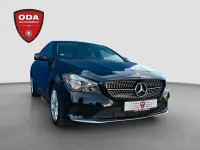 Gebraucht Mercedes CLA220 177 PS (130 kW) 2017 Schwarz Coupé