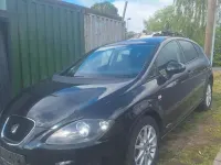 Używany Seat Leon Copa 105 KM (77 kW) 2012 Czarny Sedan/Limuzyna