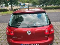 Gebraucht VW Golf V 105 PS (77 kW) 2005 Rot Kleinwagen