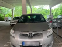 Gebraucht Toyota Auris 134 PS (98 kW) 2009 Grau Kleinwagen