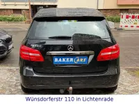 Gebraucht Mercedes B180 122 PS (89 kW) 2012 Schwarz Kleinwagen
