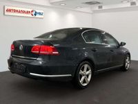 gebraucht VW Passat Lim. 1.8 TSI Highline Xenon Leder SHZ PDC