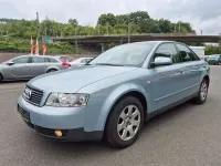 Gebraucht Audi A4 131 PS (96 kW) 2001 Blau Limousine
