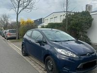 Gebraucht Ford Fiesta 60 PS (44 kW) 2011 Blau Kleinwagen