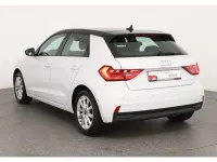 Gebraucht Audi A1 Sportback Comfort 95 PS (69 kW) 2023 Gletscherweiß metallic Kleinwagen